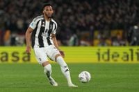 What Newcastle United actually thought about Lloyd Kelly before 'disastrous' Juventus move