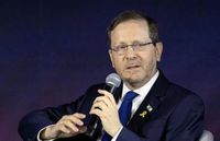 President Isaac Herzog speaks with Sydney Jewish Community Leaders