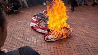 Analysis: Donald Trump vs. Antonin Scalia on burning the American flag | CNN Politics