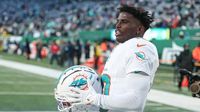 Tyreek Hill trade proposal pairs 8-time Pro Bowler with $260 million quarterback | Sporting News