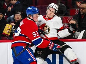 Canadiens Outlast Senators 6-3, End Streak And Boost Playoff Hopes