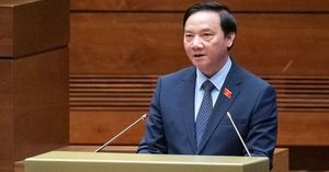 Vietnam Proposes Constitutional Amendments To Enhance Governance