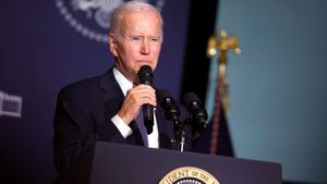 Court Blocks Biden's Student Loan Forgiveness Plan