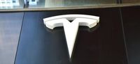 Tesla-Aktie an der NASDAQ dennoch im Plus: Tesla-Zahlen enttäuscht auf ganzer Linie