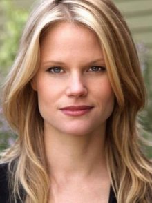 Joelle Carter