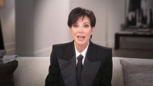 Kris Jenner's New Hairstyle Causes Fan Frenzy Over Resemblance To Kim Kardashian