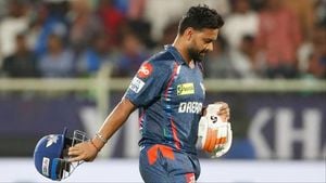 Delhi Capitals Bowlers Shine In Match Against Lucknow Super Giants