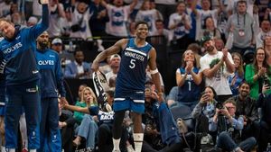 Timberwolves Face Warriors In Crucial Game 3 Showdown