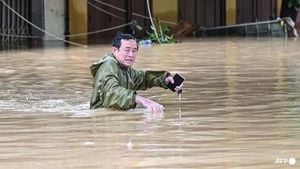 Vietnam Hit By Deadly Floods After Record Rainfall