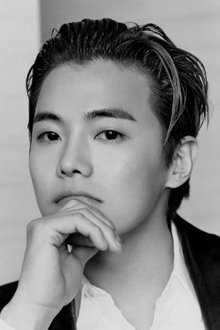 박은석