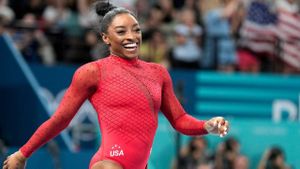 Simone Biles Inspires Young Gymnastics Fans At 2024 Olympics