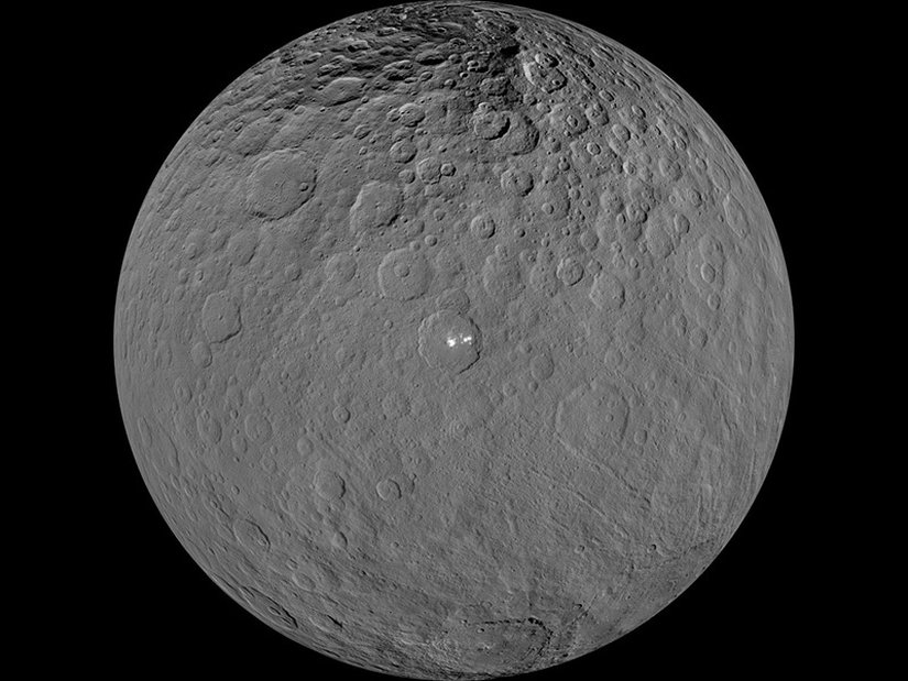 Güneş'e en yakın cüce gezegen olan Ceres..