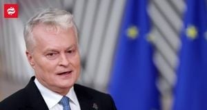 Lithuania Weighs Border Closure After Balloon Incursions