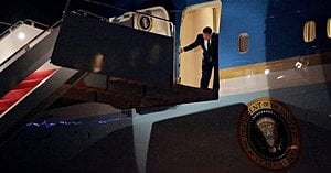Air Force One Incident Delays Trump Davos Trip