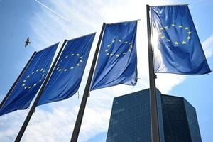 Apple Clashes With EU Over Digital Markets Act