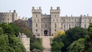 Burglars Target Windsor Castle During Royal Family's Sleep