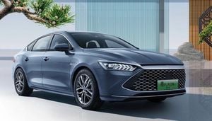 Chinese Automakers Unveil New Electric Vehicles