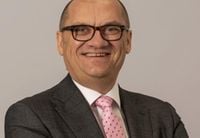 SIG chief quits to join Travis Perkins