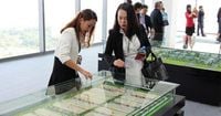 Biệt thự, liền kề Hà Nội dưới 20 tỷ đồng trở nên khan hiếm: Giới nhà giàu đang đổ tiền vào đâu?