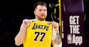 Luka Doncic Leads Lakers To Victory Over Suns