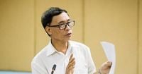 Phó Giáo sư là cố vấn ‘Vua tiếng Việt’ vừa qua đời: Từng giữ chức Phó Viện trưởng, Giám đốc, chuyên gia hàng đầu về ngôn ngữ học của Việt Nam
