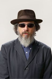 Larry Charles