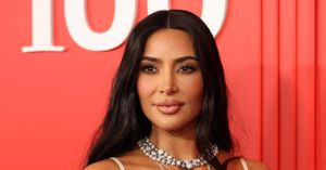 Kim Kardashian Reminisces About Engagement Rings On The Kardashians