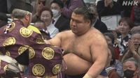 大相撲春場所10日目 高安が大関・大の里に勝ち1敗守る | NHK