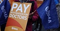 England's junior doctors to begin five-day walkout