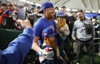 Photos: Baseball fever grips Tokyo as the Cubs open their season in Japan