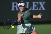 Petra Kvitova vs Sofia Kenin Prediction 3/18/25 Miami Tennis Picks