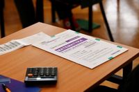 Matura z matematyki 2025. Uczniowie z Wrocławia na gorąco komentują zadania z arkuszy egzaminacyjnych