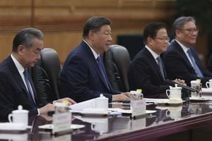 Xi Jinping Presses Trump To Oppose Taiwan Independence