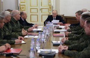 Ukrainian Missiles Hit Russian Oil, Fuel Crisis Deepens