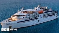 Cruise ship hits reef on first trip since leaving passenger on island