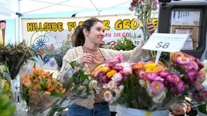 Bogotá Celebrates Mother's Day With Month-Long Festivities