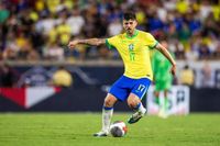 Seleção convoca Beraldo, Éderson, João Gomes e Weverton para enfrentar a Argentina