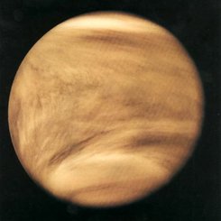 Venüs’ün Bulutlu Yüzü