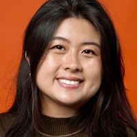 Johns Hopkins alum Alissa Zhu earns Pulitzer Prize for reporting on opioid crisis