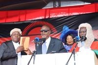 TRT Afrika - Malawi's Peter Mutharika sworn in after comeback win in elections