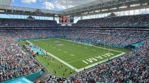 Chargers And Dolphins Quarterback Duel Headlines High Stakes Clash