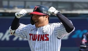 KBO League Opening Game Sees Stellar Performances And Historic Home Run