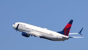 Passenger Assaults Others On Delta Flight To Los Angeles