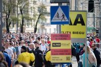 17. PKO Poznań Półmaraton już jutro – co trzeba wiedzieć o utrudnieniach w ruchu i komunikacji? - Codzienny Poznań