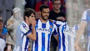 Osasuna Stuns Real Sociedad With 2-1 Victory