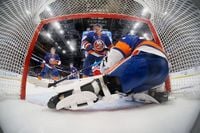 New York Islanders vs Chicago Blackhawks: Odds, Spread, and Total
