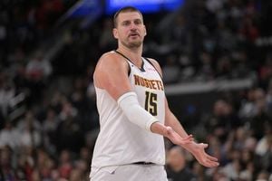 Nuggets Rally Past Thunder With Game-Winning Three