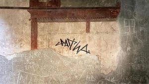 American Tourist Arrested For Vandalism At Historic Tokyo Shrine