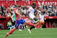 LaLiga: Pablo Barrios nets late winner as Atletico Madrid beat Sevilla to keep faint title hopes alive | Flashscore.com
