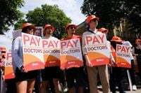 How much money do doctors actually earn?